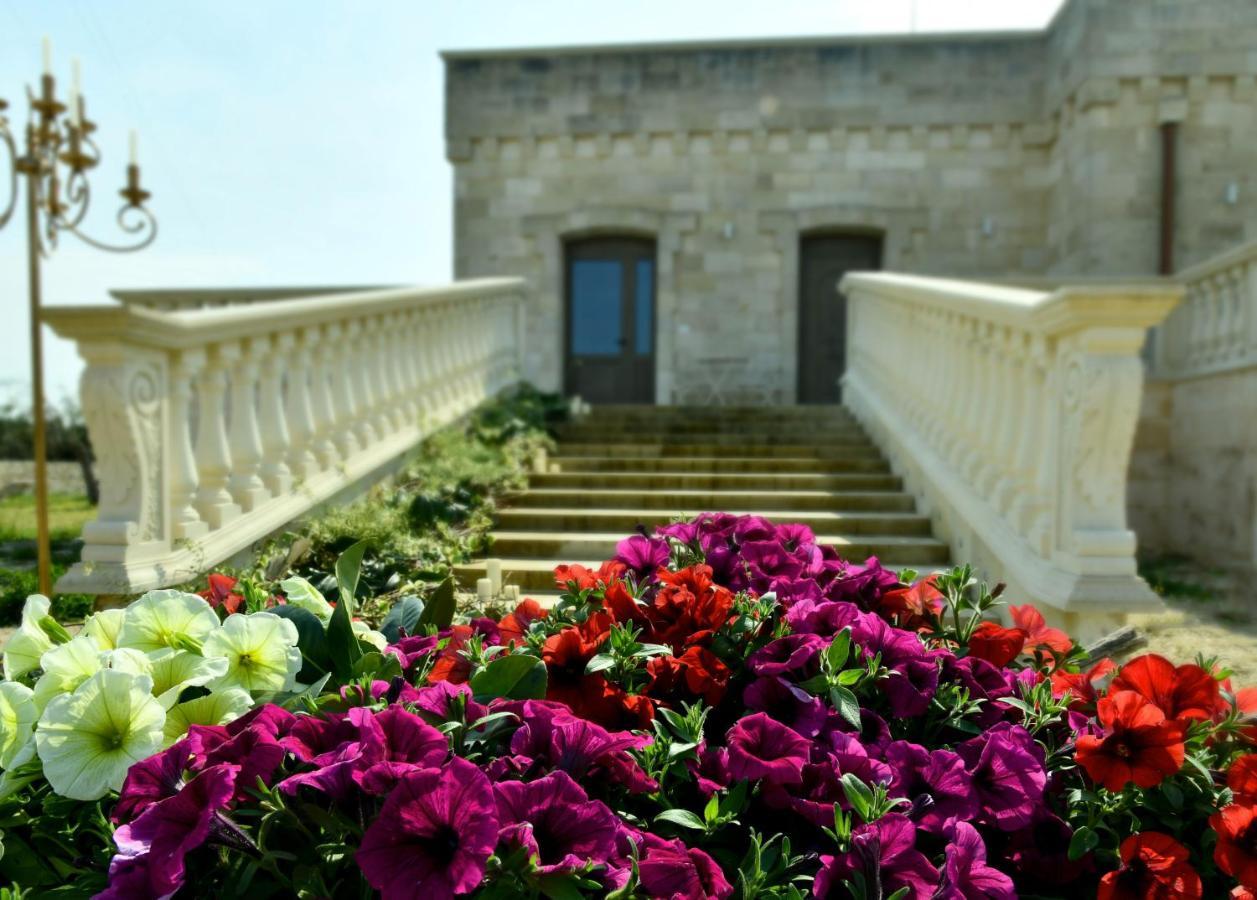 Castello Salentino B&B Мелендуньо Экстерьер фото